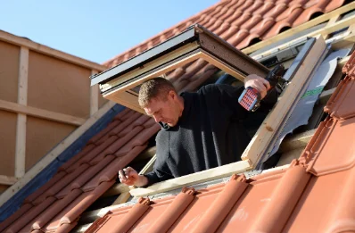 Pose de fenêtres de toit Velux à Escaudain